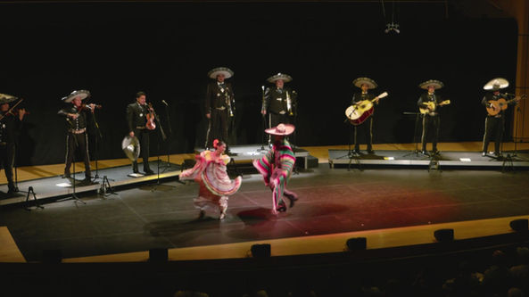 Tema Mariachi Garibaldi de Jaime Cuéllar with Dancers